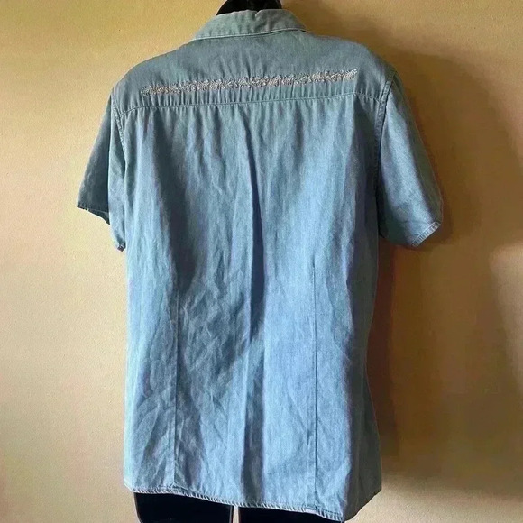 Women’s Woolrich Short Sleeve Button Down Size Large Top - Picture 4 of 6